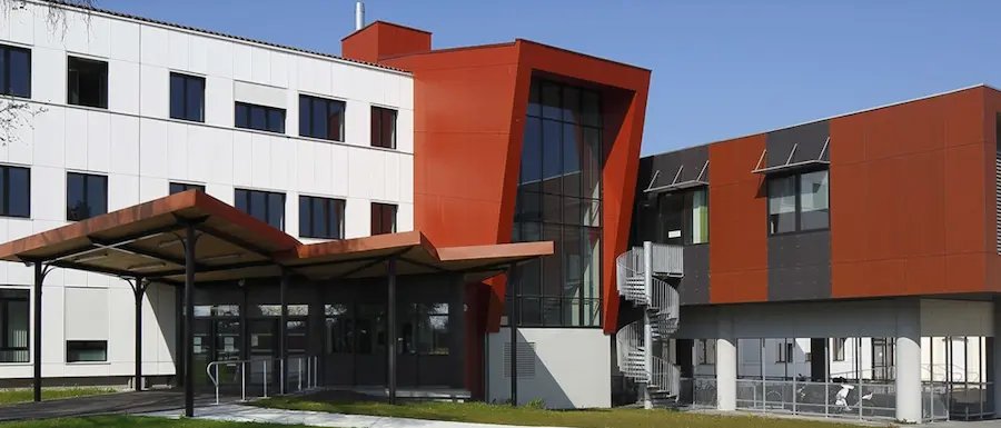 Construction lycée avec étude structure